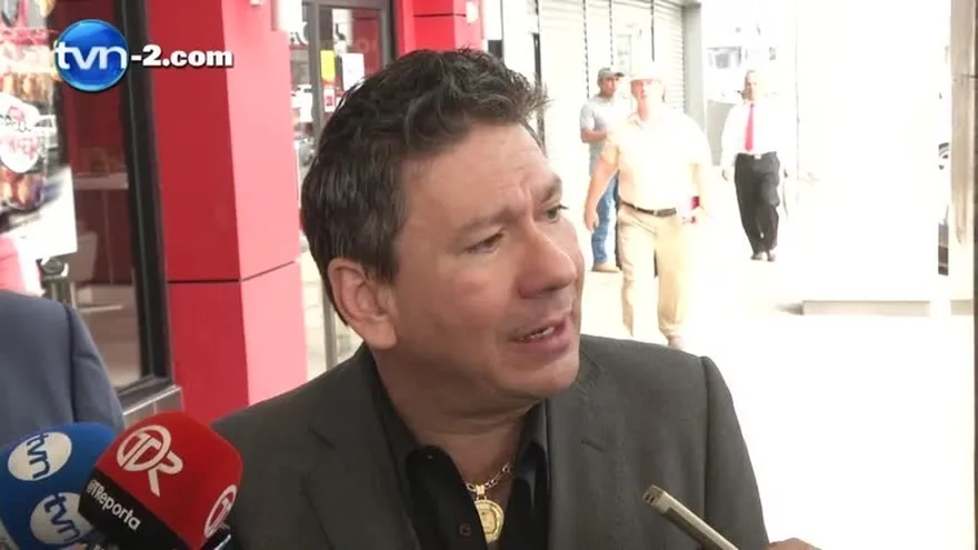 Abogado José Carrillo, defensa de Jean Figali