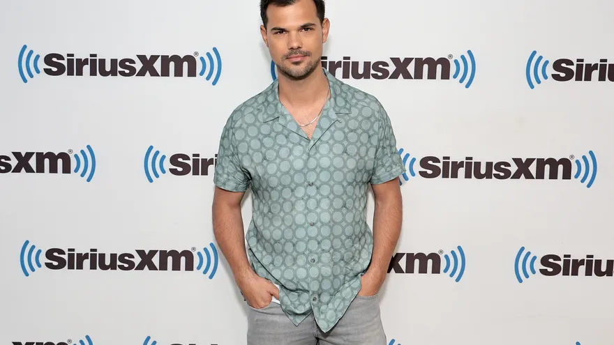 Taylor Lautner