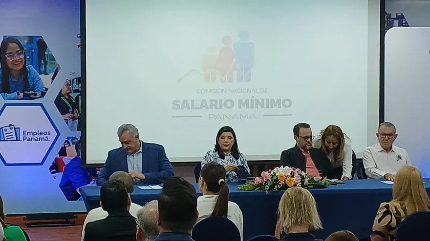 Inicia instalación de la mesa de revisión del salario mínimo en Panamá.