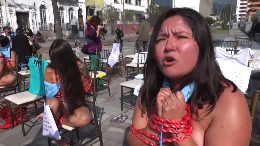 Ecuador reglamentó el jueves el aborto voluntario casos de violación.