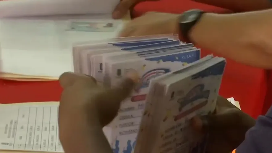 Entregan 164 permisos a vendedores para desfiles patrios