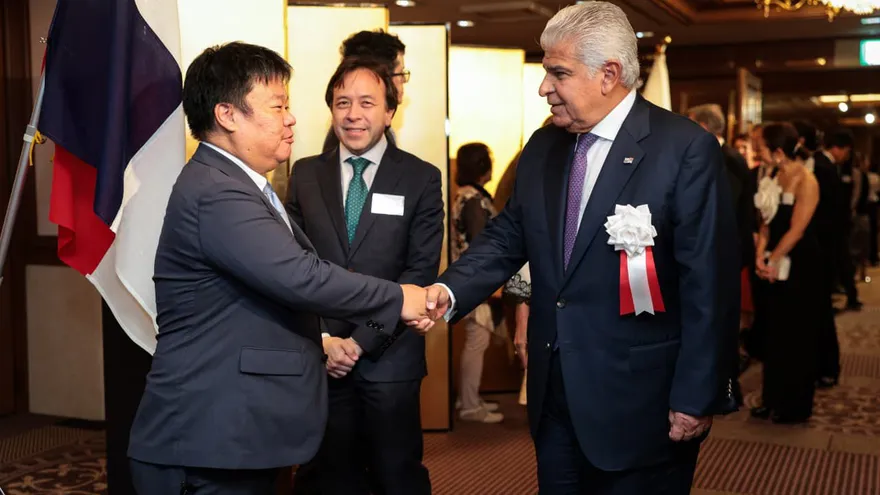Presidente Mulino en la ceremonia de recepción de Panamá en Japón