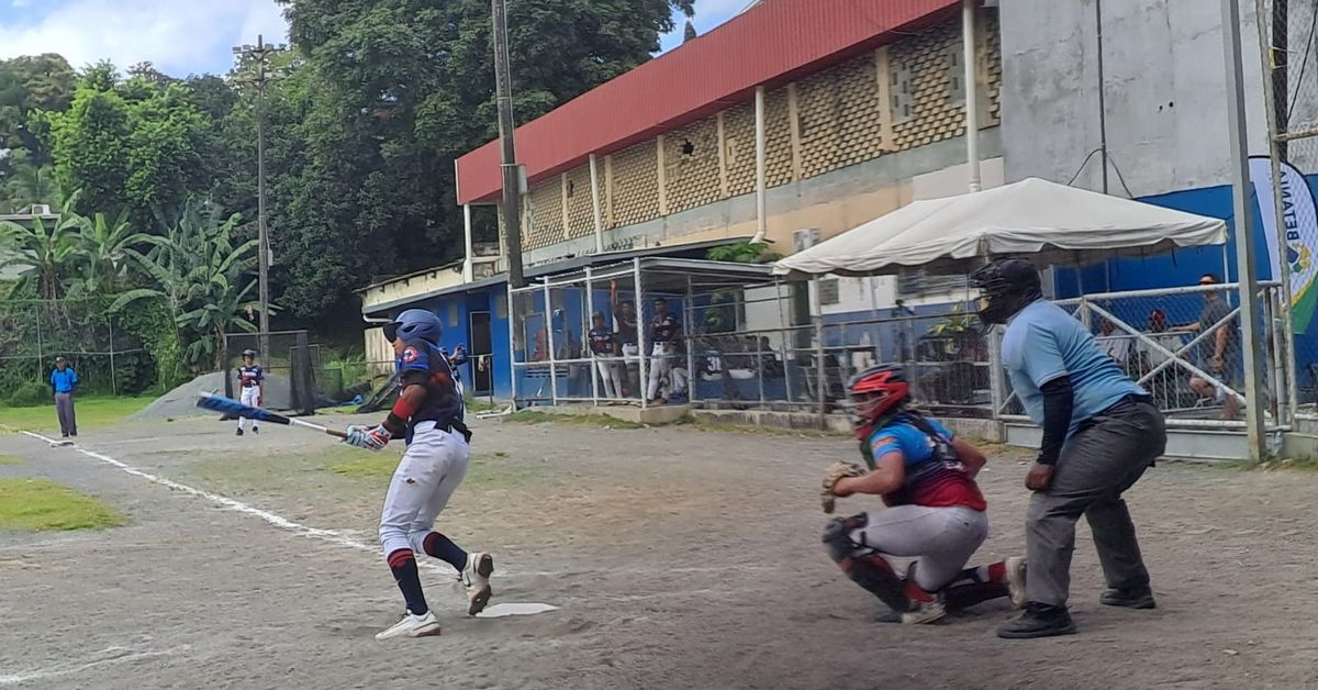Betania y Juan Díaz se enfrentan en la final del Torneo Sectorial Metropolitano de Béisbol Intermedio 2025-2026
