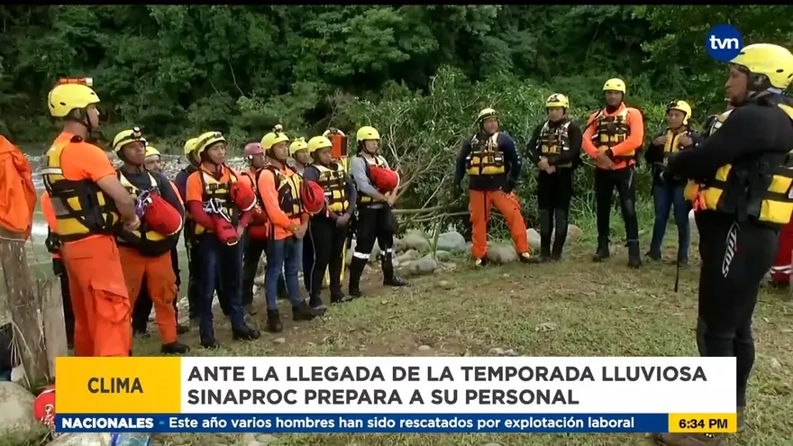 Voluntarios son entrenados en el río Santa María