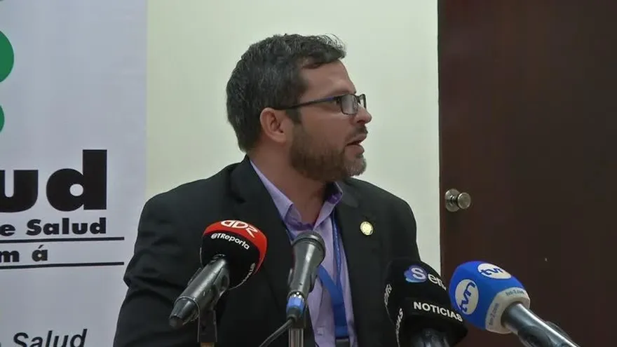 Previenen a mujeres embarazadas ante casos de zika