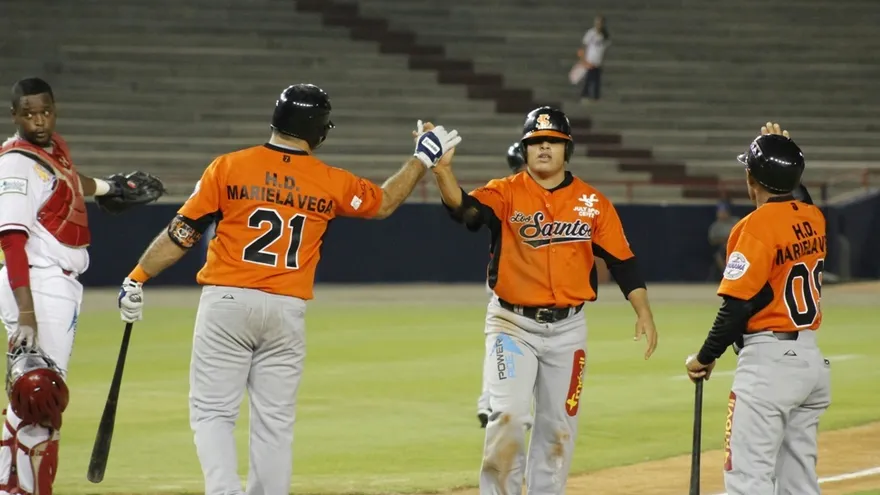 Los Santos busca brillar en el Nacional de Béisbol Mayor