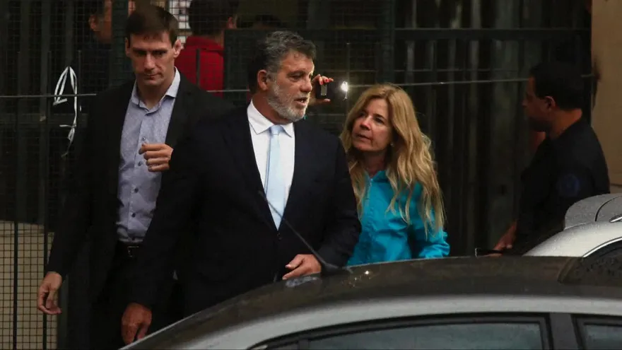 "Cuadernos de la corrupción" argentina sorprenden a los Macri