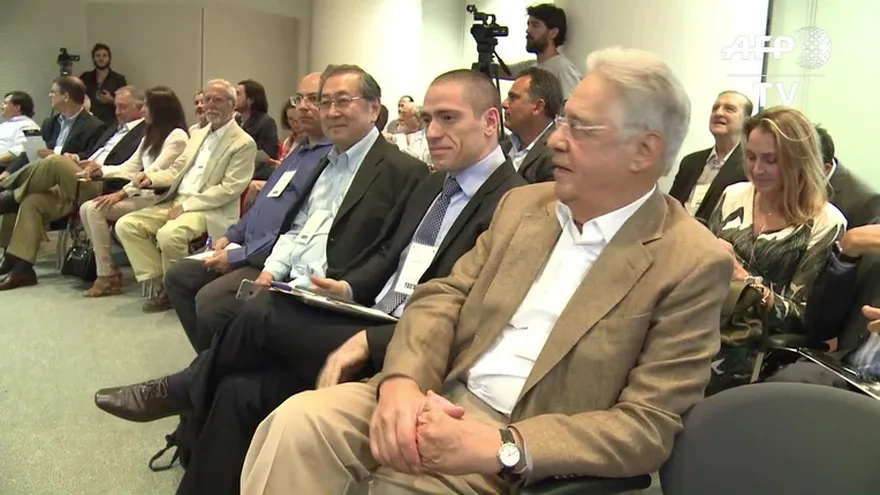 Expresidente brasileño Cardoso apoya juicio contra Rousseff