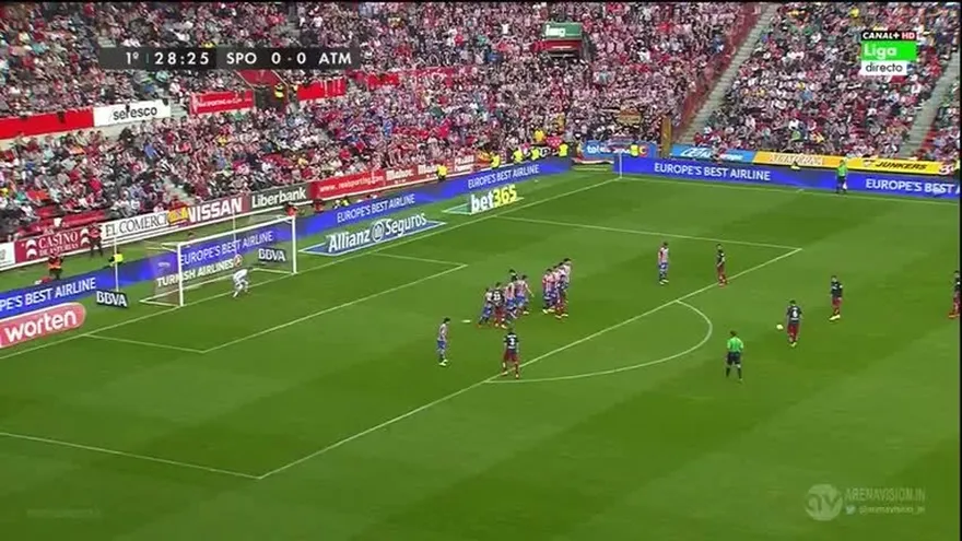 Sporting Gijón le ganó al Atlético Madrid 2-1