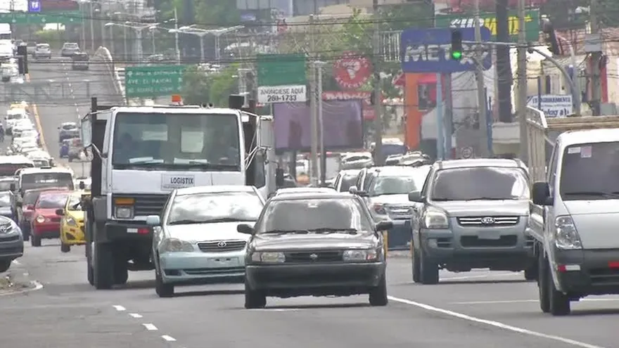 Velocidad y alcohol, tragedia sobre ruedas