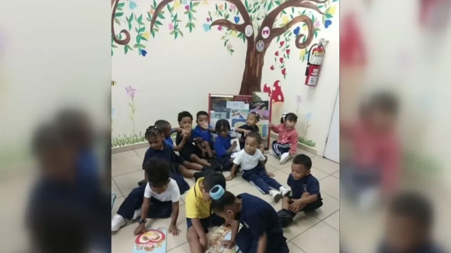 Lectura infantil en el Club Kiwanis