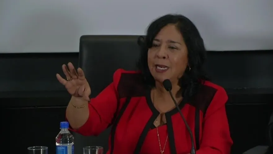 Analizan la procedencia de fondos para ajuste salarial de educadores