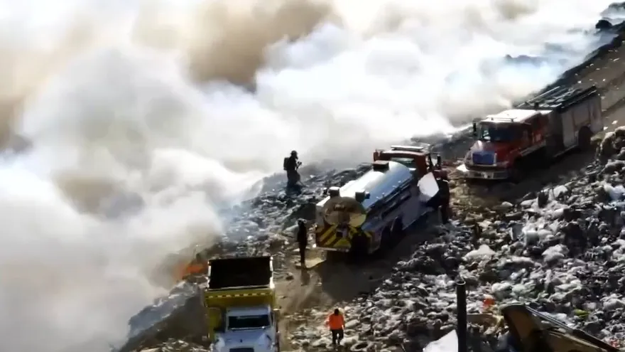 Bomberos investigan incendios en Patacón