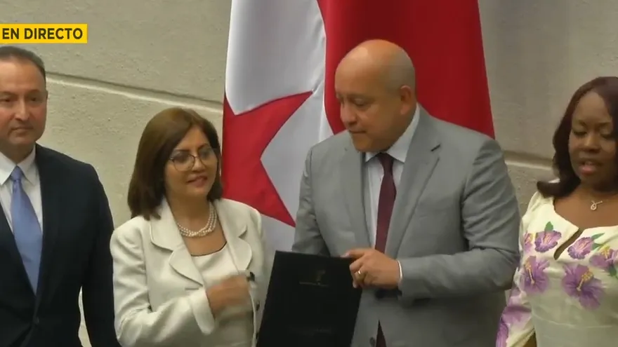 Ratifican a Ariadne García como magistrada de la Corte