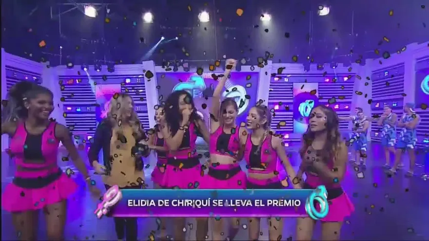 ¡Génesis gana "De atrás pa' lante" y con eso le da 100 dólares a una televidente!