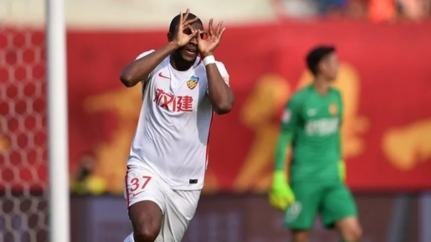 El francés Modeste, con problemas para abandonar el fútbol chino