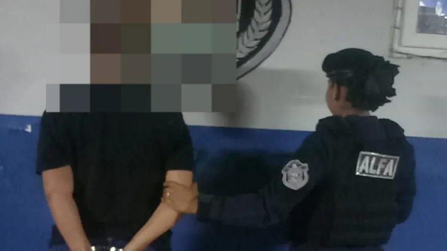 La mujer aprehendida por agentes de la Policía Nacional