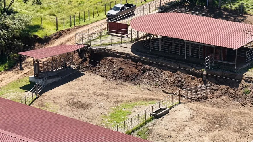 Así cambió el terreno de la finca de Alfredo Escudero en Búcaro tras el terremoto