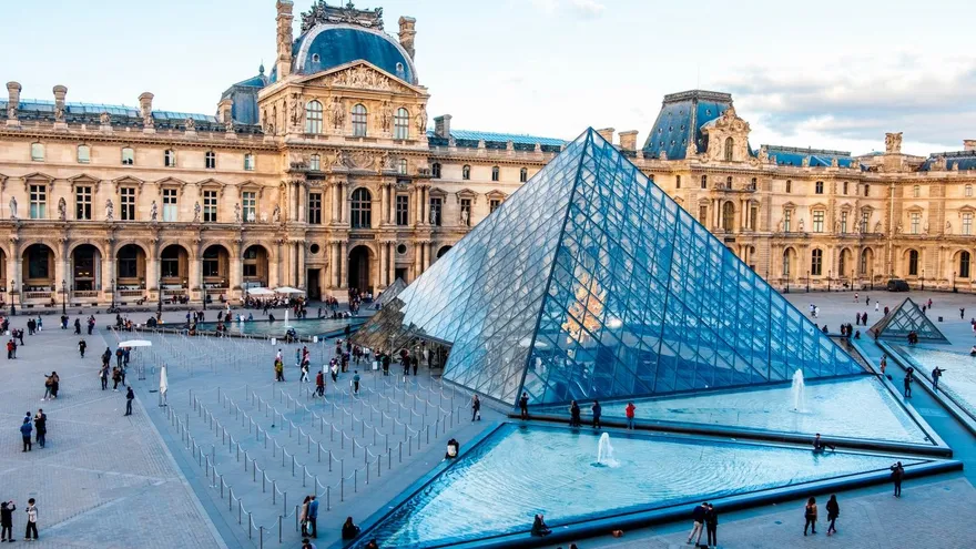 Museo del Louvre