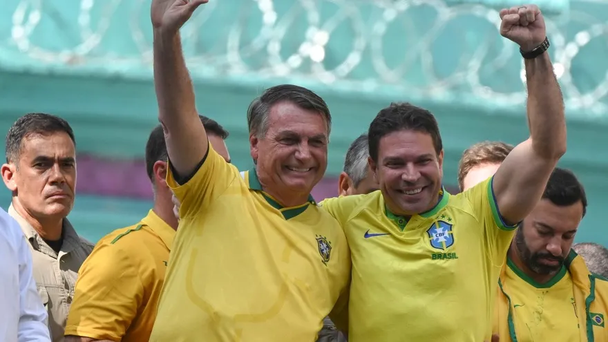 Alexandre Ramagem, exdiputado y exjefe de los servicios brasileños de inteligencia junto con Jair Bolsonaro