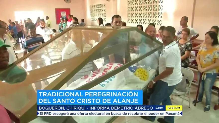 Realizan peregrinación al Santo Cristo de Alanje