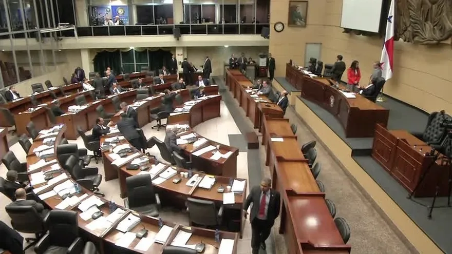 Piden no omitir propuesta de inhabilitar a empresas corruptas