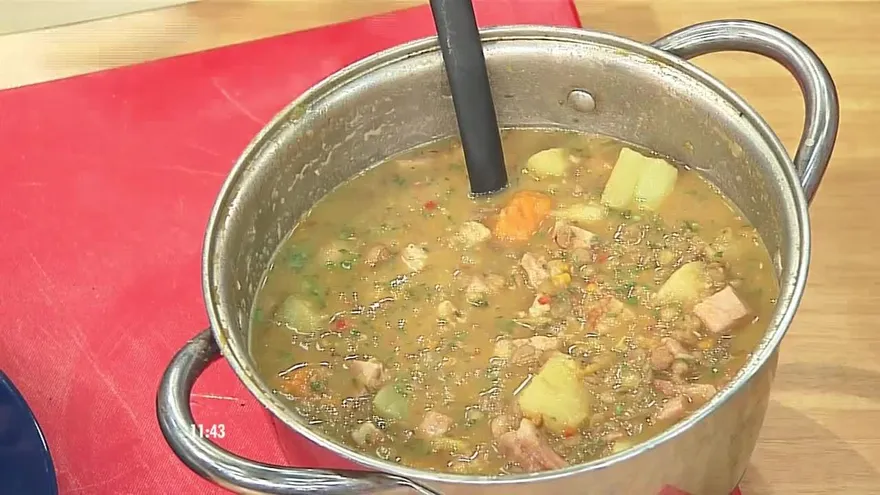 ¡Deléitate con una rica sopa de lentejas!