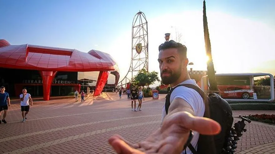 ¿Luigi Palacios sale con actriz de "La Casa de Papel?