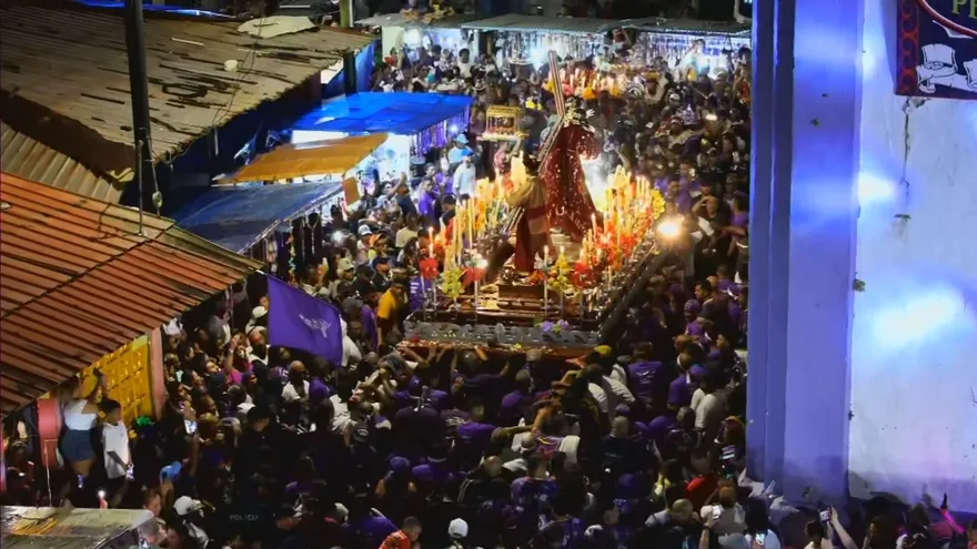 Cristo Negro de Portobelo: Miles de devotos rinden homenaje al 'Naza' en la tradicional procesión