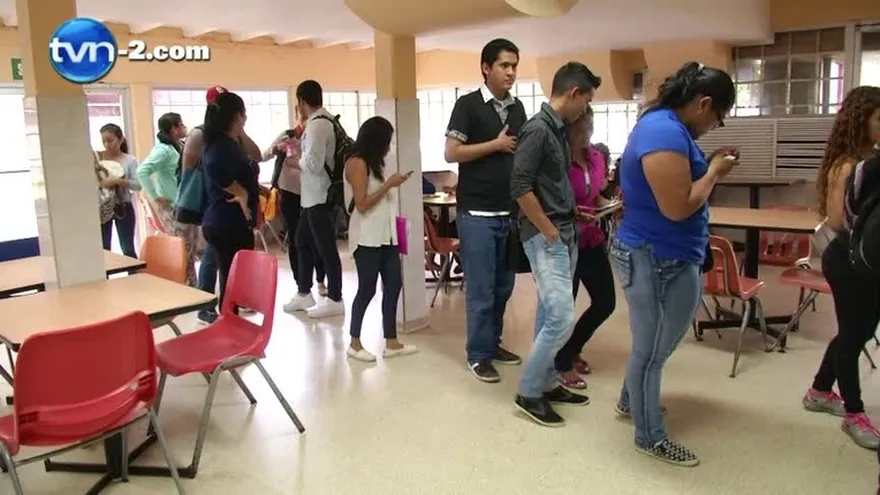 Descontento de los estudiantes de la UP por las comidas en cafetería