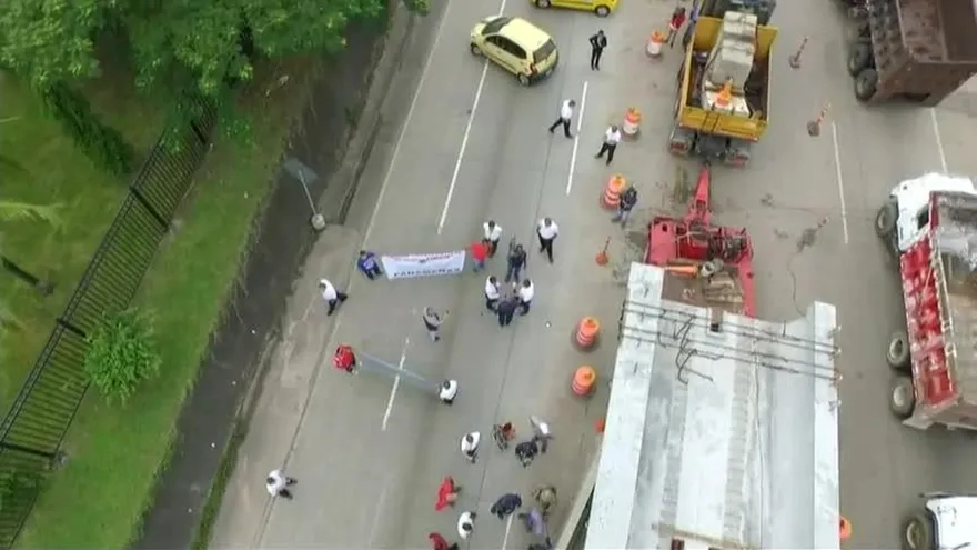 Camioneros  cierran el Corredor Sur