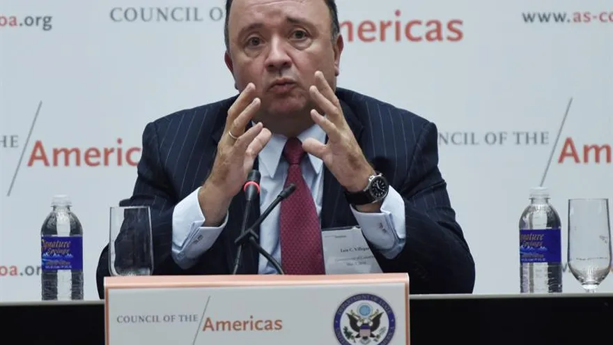 El ministro colombiano de Defensa, Luis Carlos Villegas, habla durante la apertura de la 46 Conferencia de las Américas.