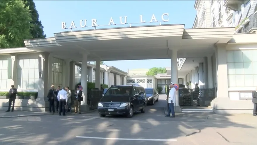 Platini llama a reunión extraordinaria en UEFA