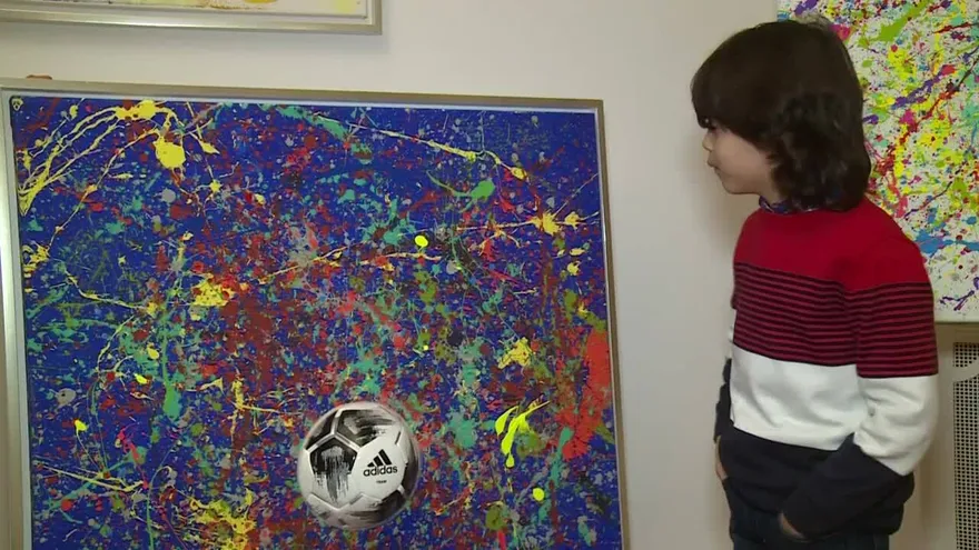 El "mini Picasso" alemán agita el mundo del arte con sólo 7 años
