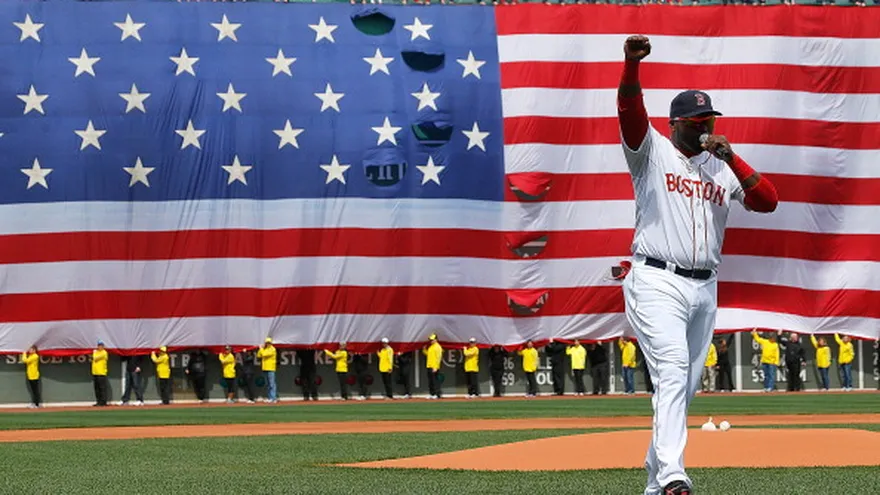 David Ortiz da un discurso tras los atentados terroristas de Boston en 2013