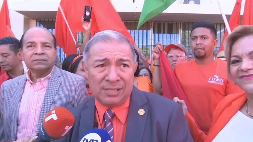 Edwin Samudio, decano de la facultad de humanidades