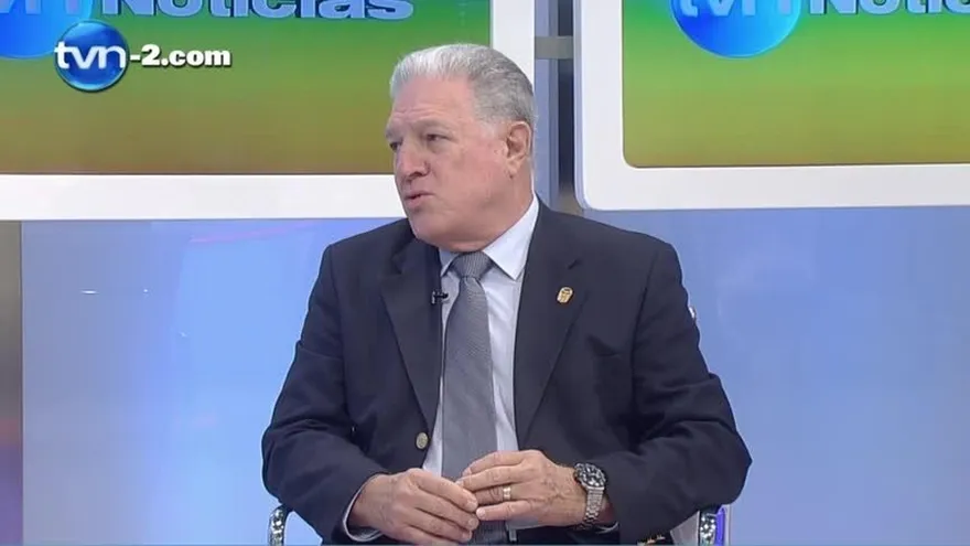 21 Decretos de Gabinete ordenaron bajar aranceles, Arango