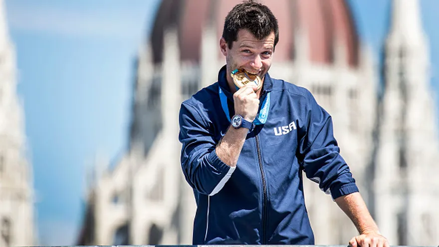 Lo Bue conquista el Danubio.