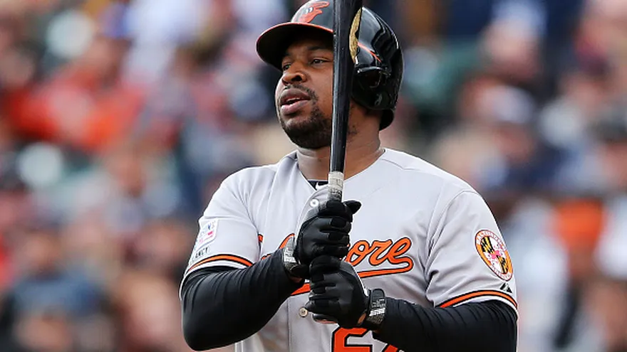 Orioles cambian de designado para duelo ante Reales