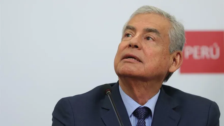 imagen de archivo del ex primer ministro de Perú César Villanueva.