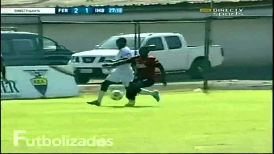 Goles de Álvaro Salazar (Ferroviarios Ecuador) y Brunette Hay (Pérez Zeledón Costa Rica)