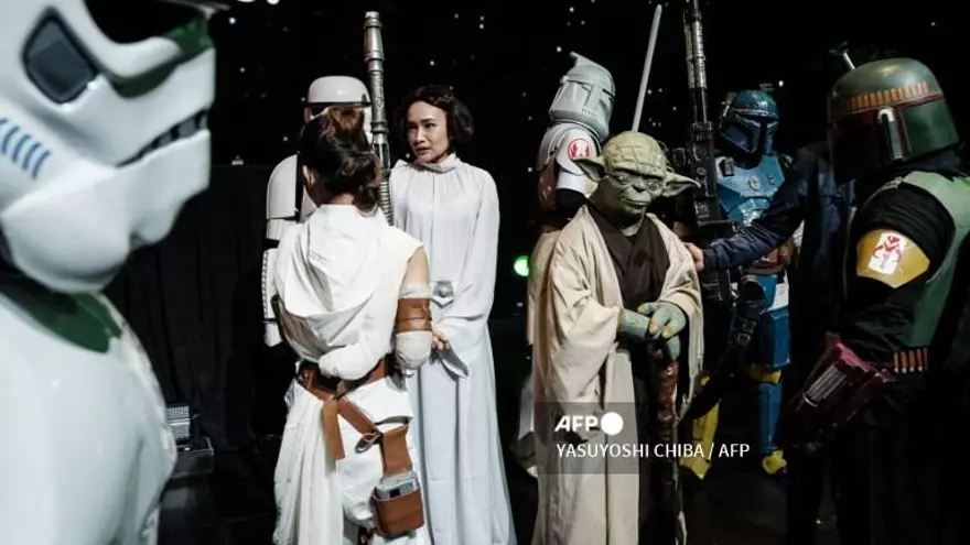 Fans vestidos de personajes de Star Wars