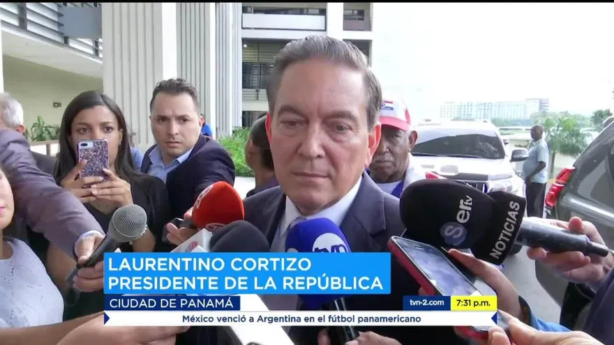 Cortizo: Funcionarios investigados deben dejar sus cargos