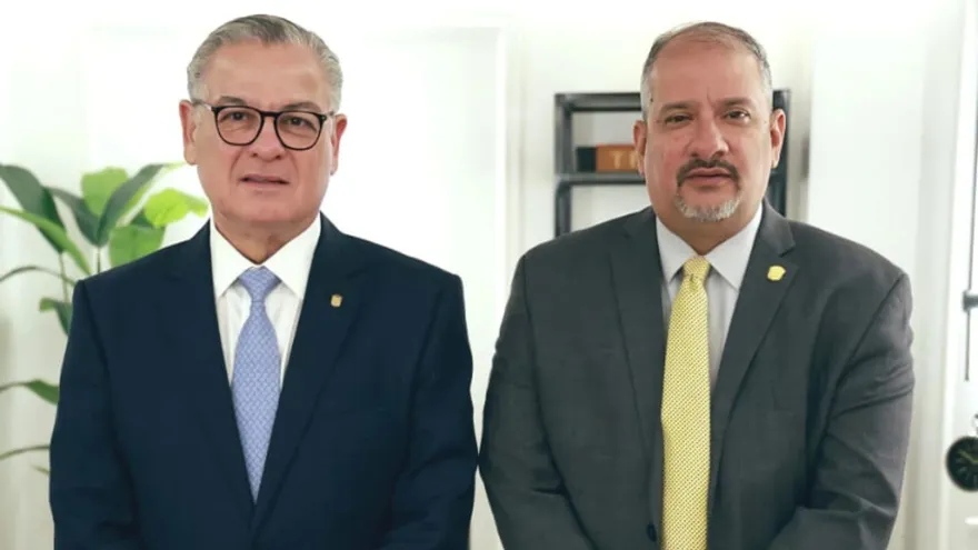 Presidente de la Asamblea Nacional, Jorge Herrera, y el contralor general de la República, Anel Flores.