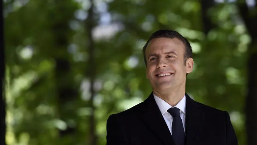 El presidente electo, Emmanuel Macron, asiste a una ceremonia.