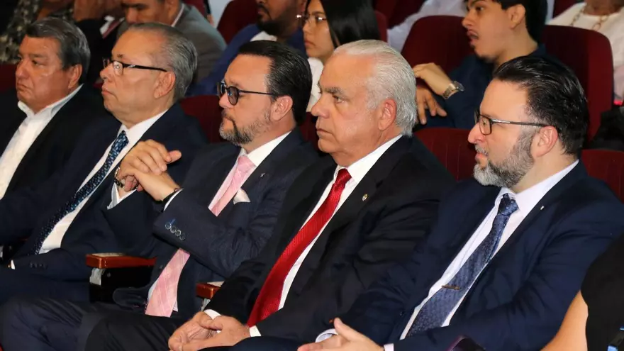 El ministro de Desarrollo Agropecuario, Roberto Linares.