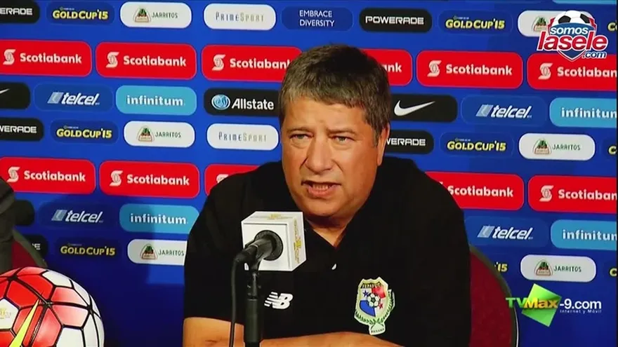 El banquillo está tranquilo "esperando que Panamá concrete lo que inicia" dice 'Bolillo' Gómez