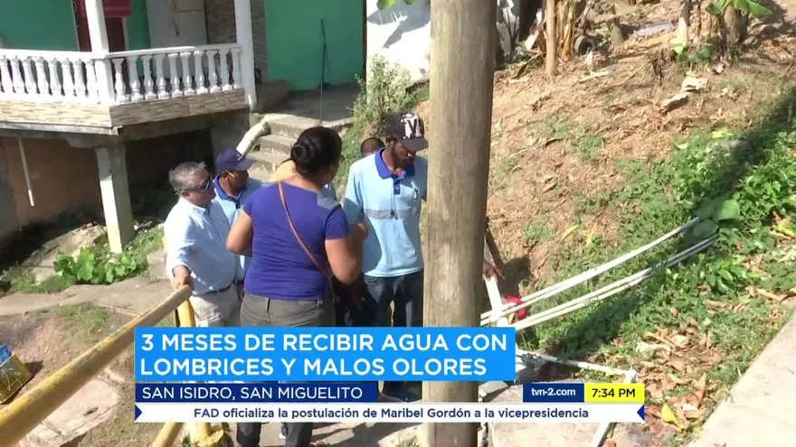 Residentes de comunidad en San Miguelito se quejan de la calidad del agua