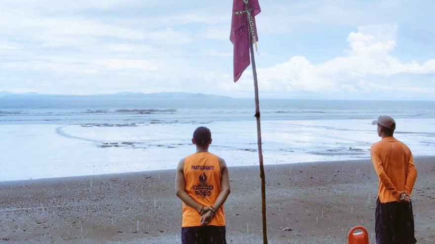 Sinaproc coloca banderas rojas en ríos y playas del país por persistencia del mal tiempo