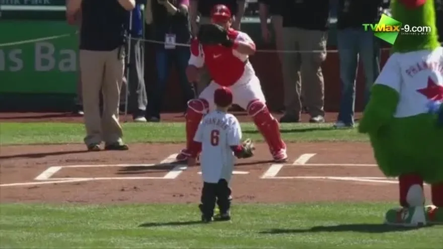 Boston blanqueó 8-0  a Phillies